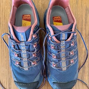 La Sportiva Women's Navy Blue and Pink Trail Running Shoes